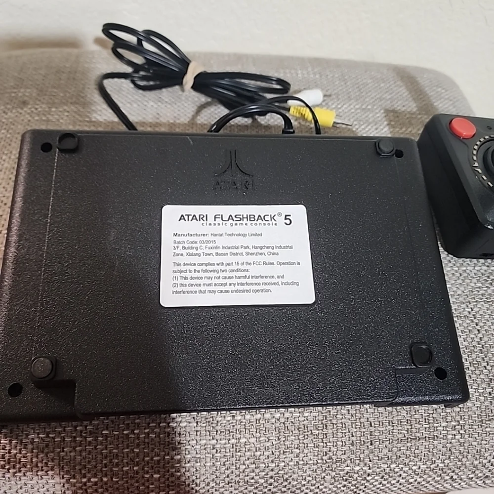ATARI Flashback 5 Classic Game System Console With 2 Controllers